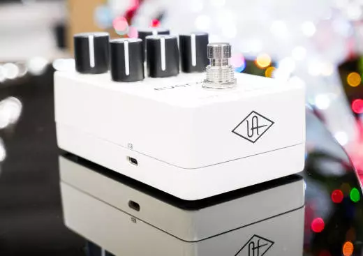 Universal Audio - UAFX Evermore Studio Reverb Pedal 2